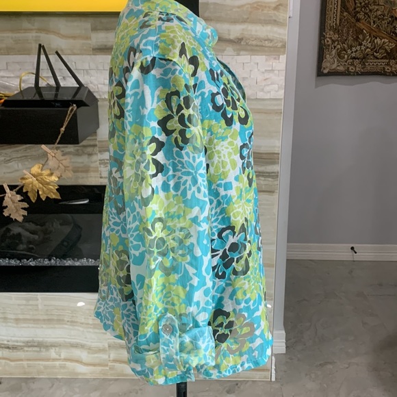 Ruby Rd. Sheer Green Floral Button Down Blouse. Size 2X (110) - Picture 3 of 11